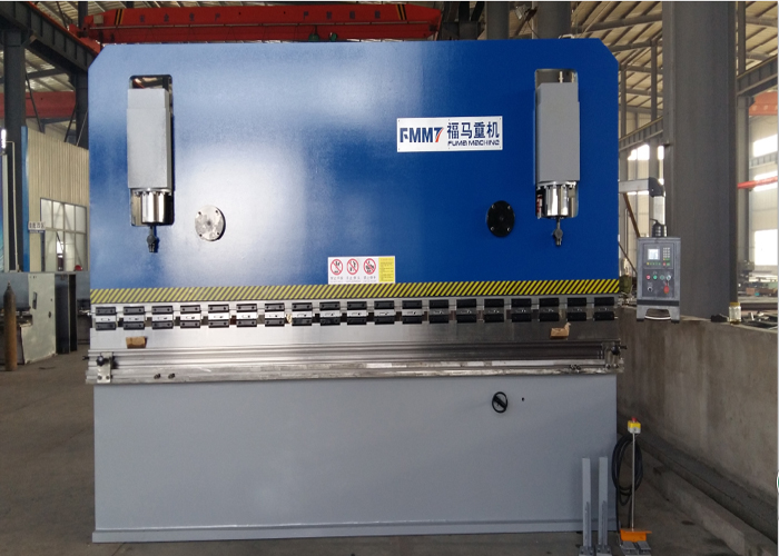 液壓(yā)闆料折彎機(ji)160T4000