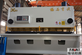 QC11Y-16×2500液壓閘式剪闆(pǎn)機