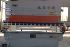 WC67Y系列三缸液(yè)壓闆料折彎(wān)機