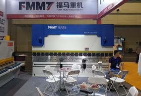 DA52  4+1  100T4000 數控折彎(wan)機  