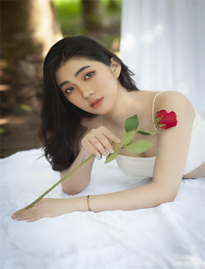 锦绣芳华在线观看_蜜蜂养殖技术视频_国产免费无码成人A片在线观看